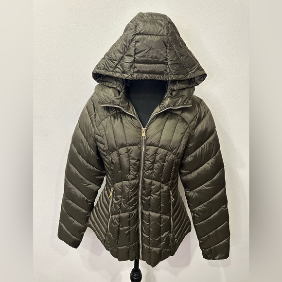 KARL LAGERFELD PARIS WOMEN'S OLIVE QUILTED PUFFER JACKET HOODED SIZE M NWOT - Picture 8 of 11